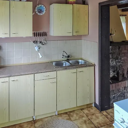 2 Bedroom Cozy In