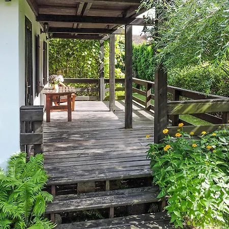 Feriehus 2 Bedroom Cozy In Klebowo
